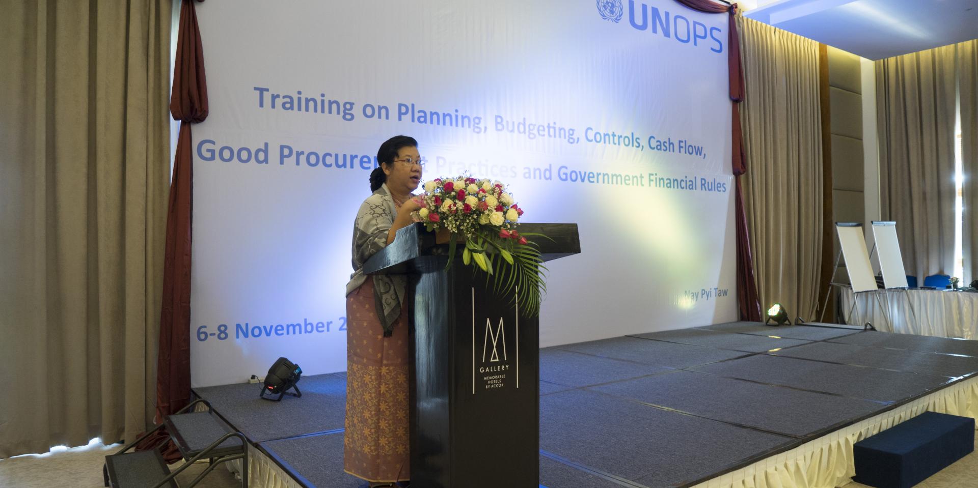 Dr Thandar Lwin, Deputy Director General, Disease Control, DOPH, MOHS, delivers the closing remark for the third batch of training on ‘Planning, Budgeting, Controls, Cash Flow, Good Procurement Practices and Government Financial Rules’, Nay Pyi Taw, 6 November 2017. Dr Thandar Lwin, Deputy Director General, Disease Control, DOPH, MOHS, delivers the closing remark for the third batch of training on ‘Planning, Budgeting, Controls, Cash Flow, Good Procurement Practices and Government Financial Rules’, Nay Pyi Taw, 6 November 2017.