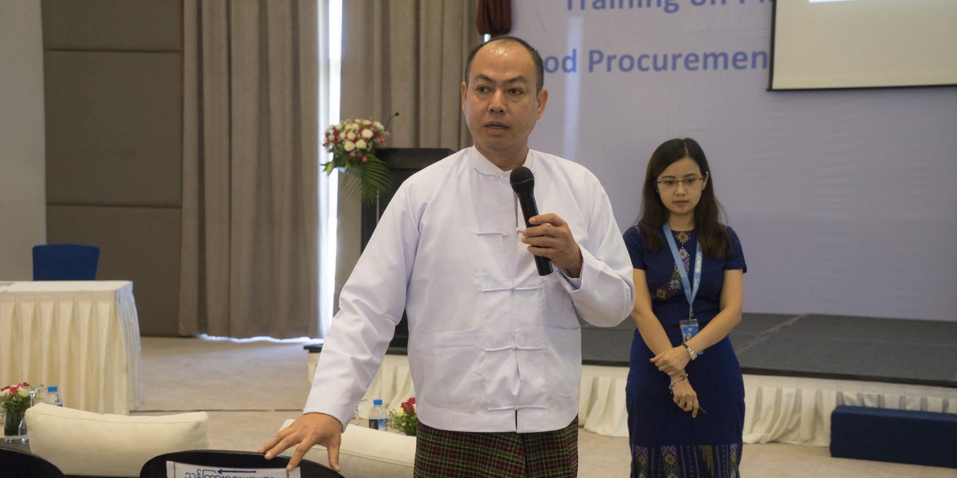 Dr Aung Thi, Programme Manager, NMCP, briefs participants Dr Aung Thi, Programme Manager, NMCP, briefs participants