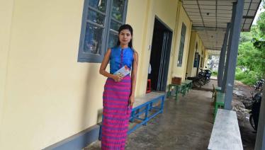 Pyi Gyi Khin ART Programme Officer Dr Cherry Lwin at Hinthada NAP, Hinthada Township, Ayeyarwady Region. Photo: UNOPS